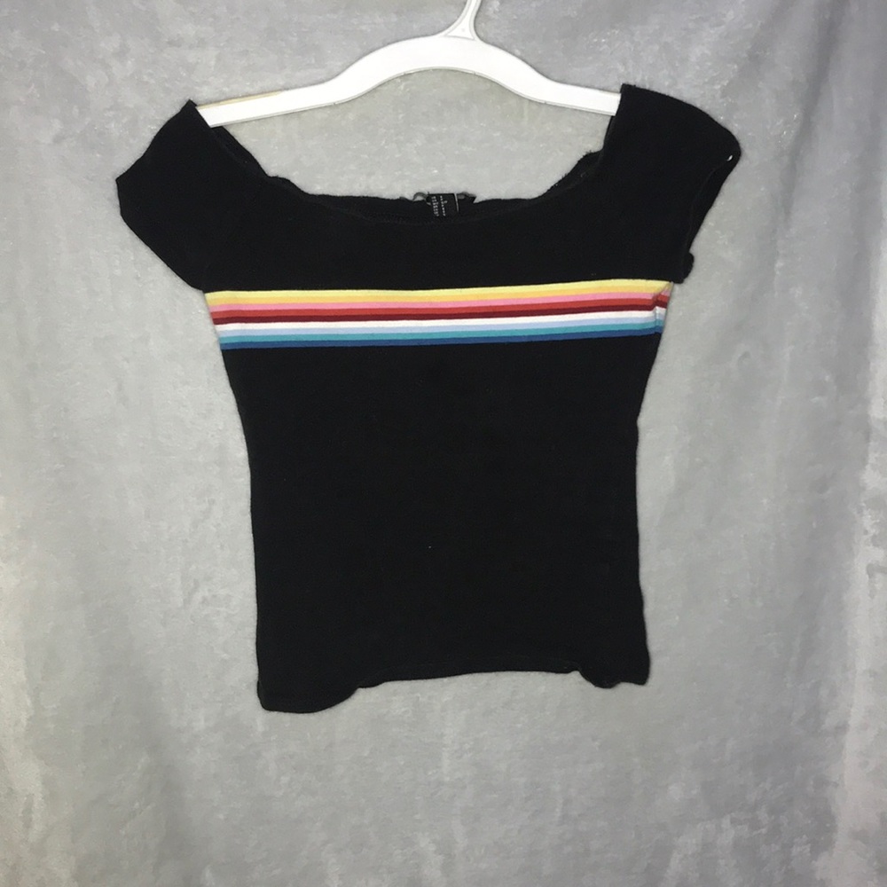 Crop top off the shoulder